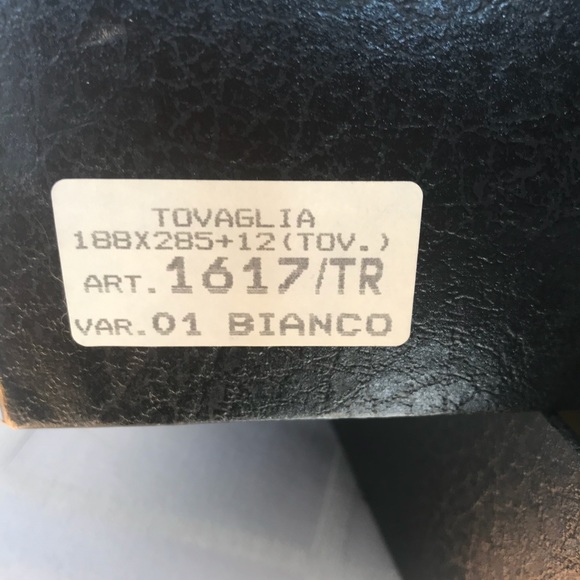 Versace Table Linen - Picture 8 of 8